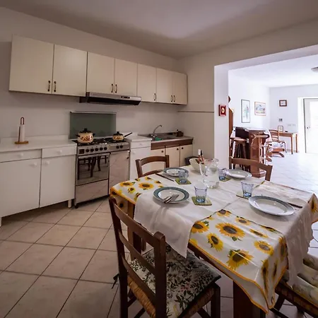 Apartament Ospitalita Diffusa - La Dimora Del Marrone